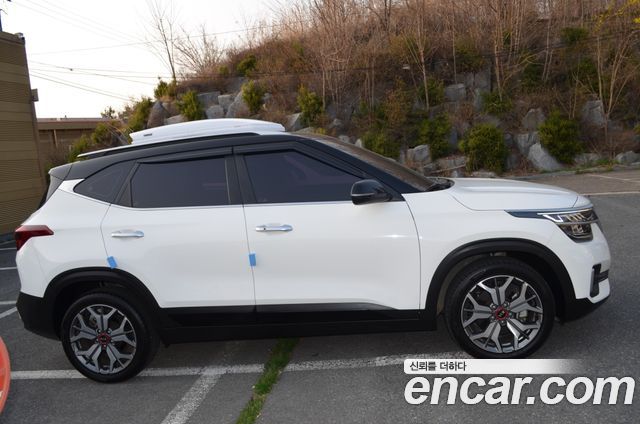 Kia Seltos из Кореи Encar