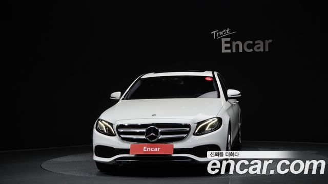 Mercedes-Benz E-Class из Кореи Encar