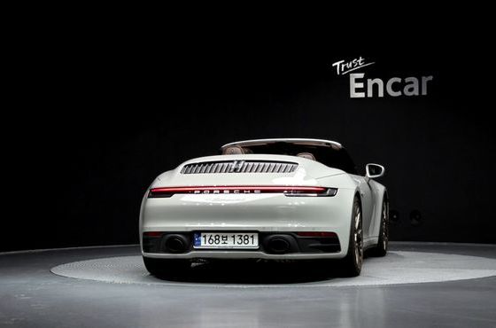 Porsche 911 Carrera 4S Cabriolet — пробег 24 500 км — фото 4 из 5