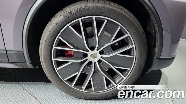 Porsche Macan из Кореи Encar