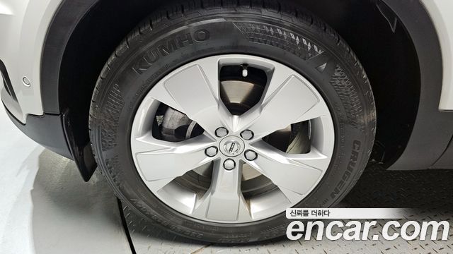 Volvo XC40 из Кореи Encar