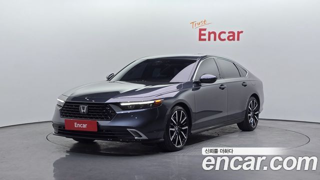 Honda Accord 2.0 Hybrid Touring — пробег 9 819 км — фото 1 из 5