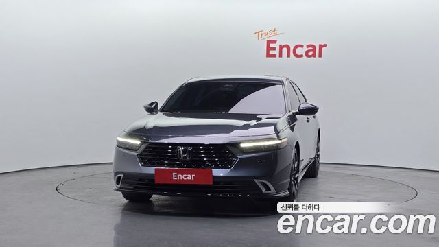 Honda Accord 2.0 Hybrid Touring — пробег 9 819 км — фото 3 из 5