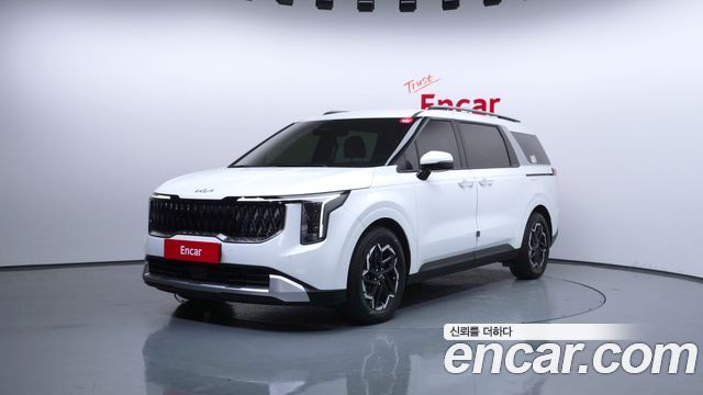 Kia Carnival 9-Seater Prestige — пробег 21 623 км — фото 1 из 5