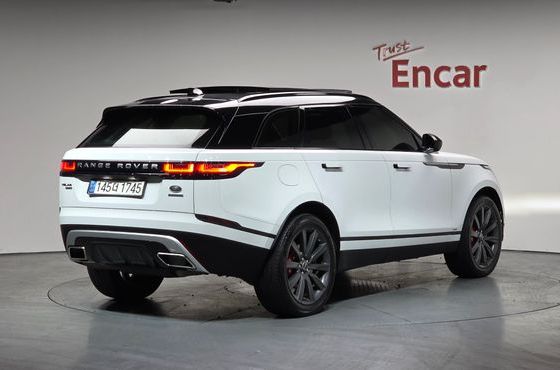 Land Rover Range Rover Velar 2.0 D240 SE — пробег 93 320 км — фото 2 из 5