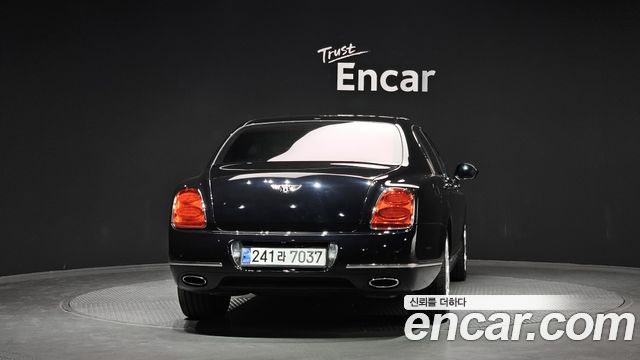 Bentley Flying Spur из Кореи Encar