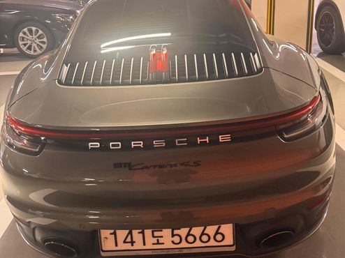 Porsche 911 Carrera 4S — пробег 59 100 км — фото 3 из 5