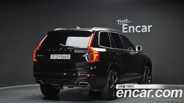 Volvo XC90 T6 R-Design — пробег 140 550 км — фото 2 из 5