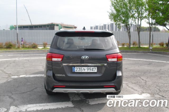 Kia Carnival из Кореи Encar