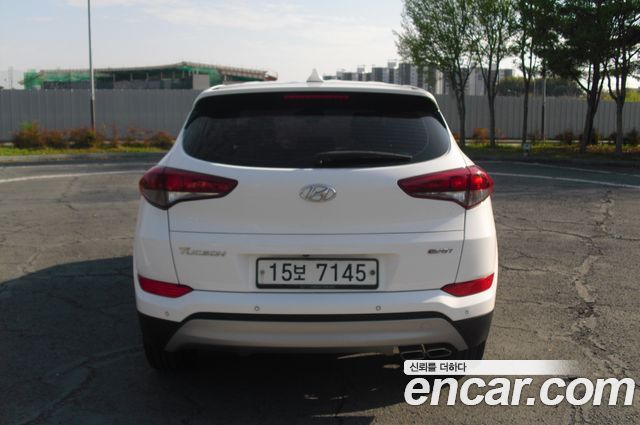 Hyundai Tucson Diesel 2.0 2WD Style Special — пробег 102 068 км — фото 4 из 5