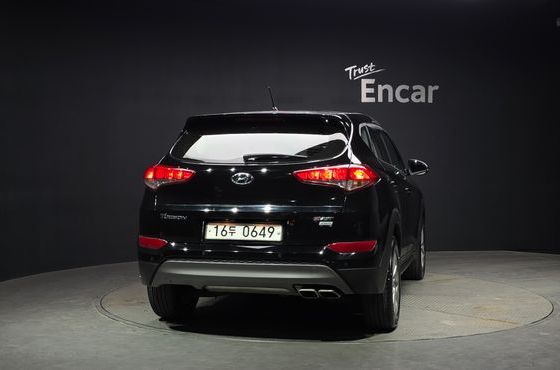 Hyundai Tucson Diesel 2.0 4WD Style — пробег 32 069 км — фото 4 из 5