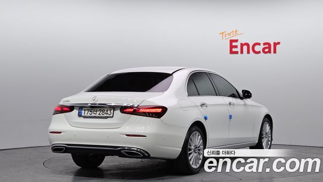 Mercedes-Benz E-Class из Кореи Encar