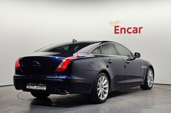 Jaguar XJ 3.0D Premium Luxury SWB X351 — пробег 101 910 км — фото 2 из 5