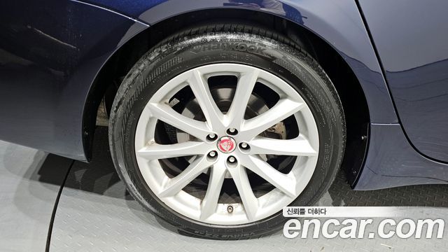 Jaguar XJ из Кореи Encar