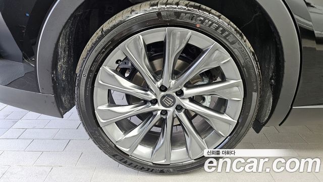 Toyota Crown из Кореи Encar