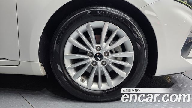 Kia K7 из Кореи Encar