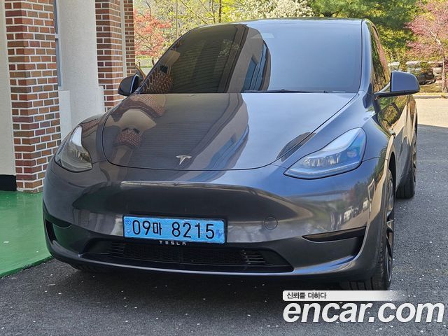Tesla Model Y RWD — пробег 16 402 км — фото 3 из 5
