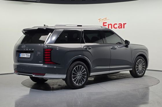 Hyundai Palisade HEV 2.5T 4WD 9-Seater Calligraphy — пробег 2 530 км — фото 2 из 5