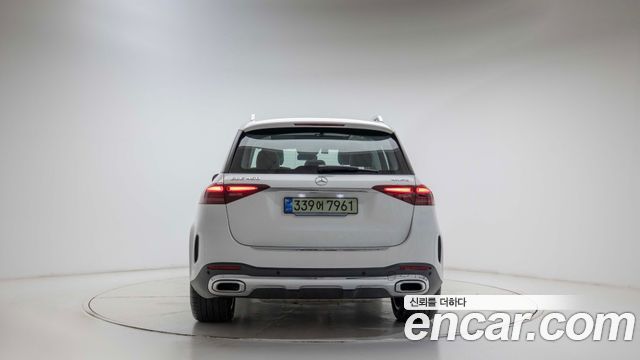 Mercedes-Benz GLE-Class GLE450 4MATIC — пробег 3 949 км — фото 4 из 5