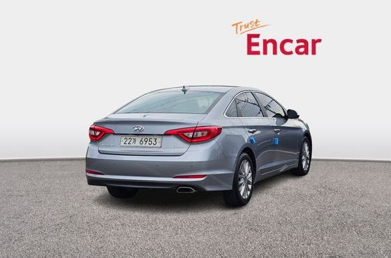 Hyundai Sonata 2.0 Smart — пробег 157 400 км — фото 2 из 5