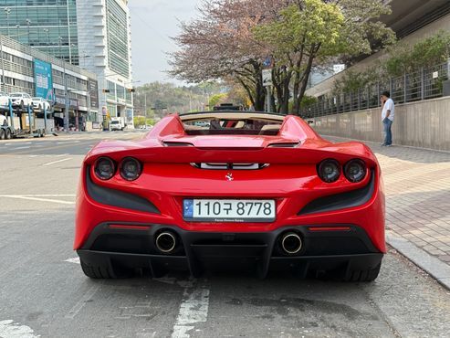 Ferrari F8 3.9 V8 — пробег 9 550 км — фото 4 из 5