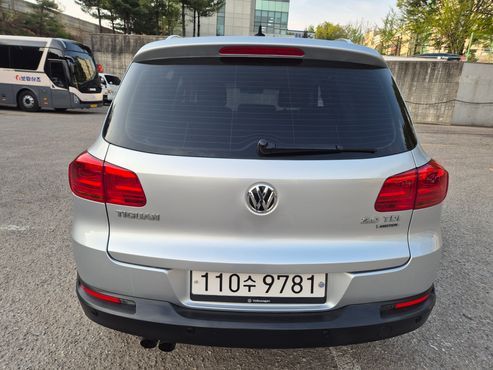 Volkswagen Tiguan 2.0 TDI Premium 5N — пробег 77 000 км — фото 5 из 5