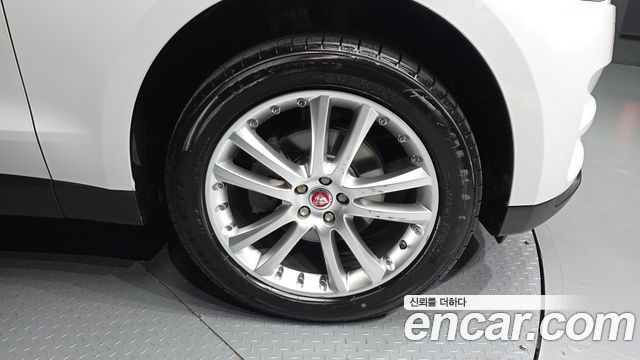 Jaguar F-PACE из Кореи Encar