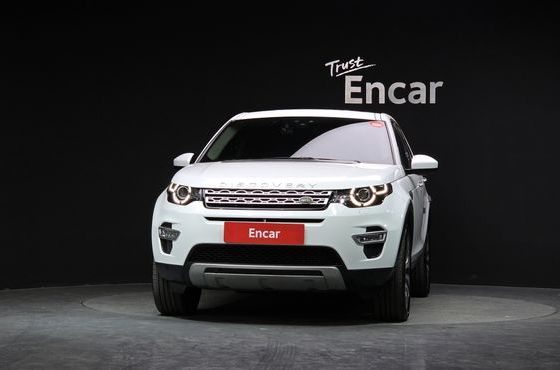 Land Rover Discovery Sport 2.0 TD4 HSE Luxury — пробег 75 427 км — фото 3 из 5