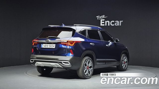 Kia Seltos из Кореи Encar