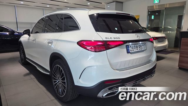 Mercedes-Benz GLC-Class GLC300 4MATIC AMG Line — пробег 9 650 км — фото 5 из 5
