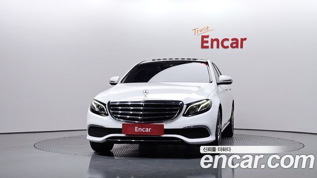 Mercedes-Benz E-Class из Кореи Encar