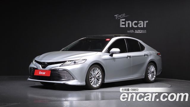 Toyota Camry 2.5 — пробег 75 392 км — фото 1 из 5