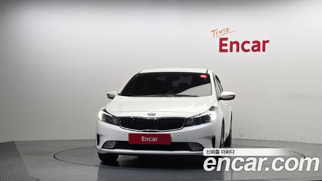 Kia K3 из Кореи Encar