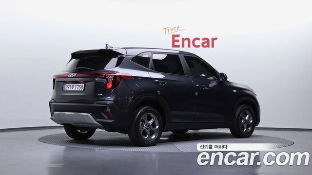 Kia Seltos из Кореи Encar