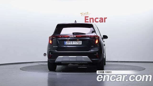 Kia Seltos из Кореи Encar
