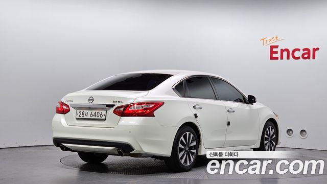 Nissan Altima из Кореи Encar