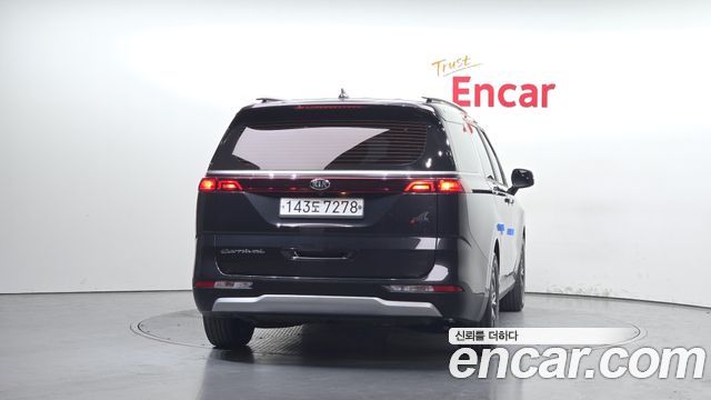 Kia Carnival из Кореи Encar