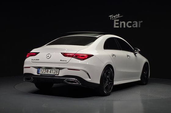 Mercedes-Benz CLA-Class CLA250 4MATIC — пробег 49 777 км — фото 2 из 5