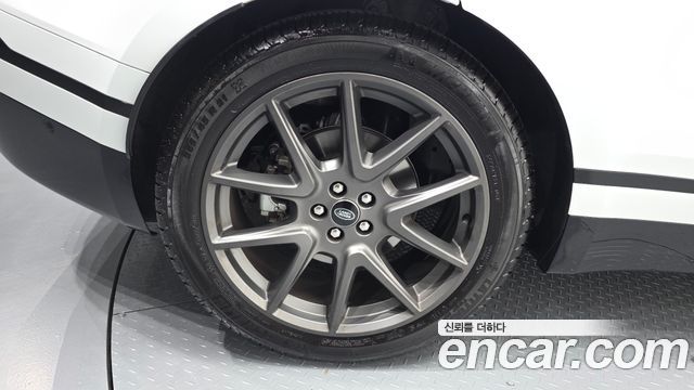 Land Rover Range Rover Velar из Кореи Encar