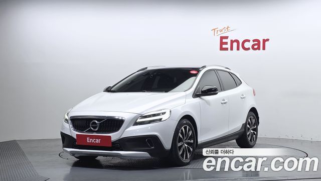 Volvo V40 из Кореи Encar