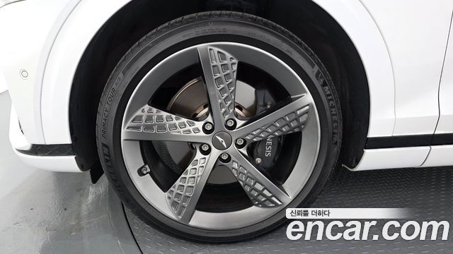Genesis GV70 из Кореи Encar