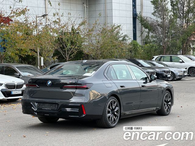 BMW i7 из Кореи Encar