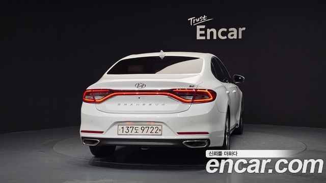 Hyundai Grandeur из Кореи Encar