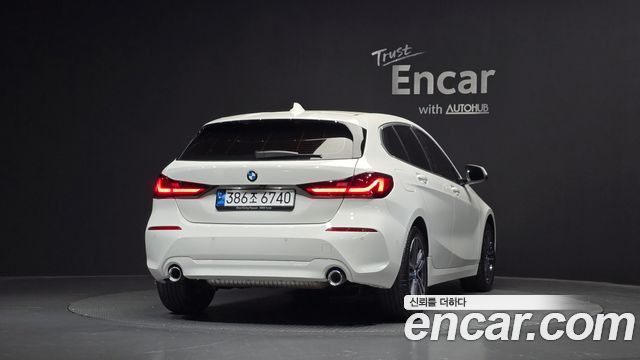 BMW 1-Series 120i Advantage — пробег 14 687 км — фото 4 из 5