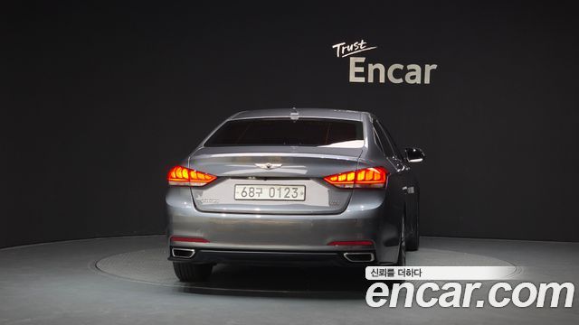 Hyundai Genesis из Кореи Encar