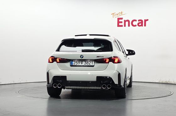 BMW 1-Series M135 xDrive — пробег 3 511 км — фото 4 из 5