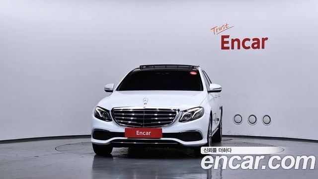 Mercedes-Benz E-Class из Кореи Encar
