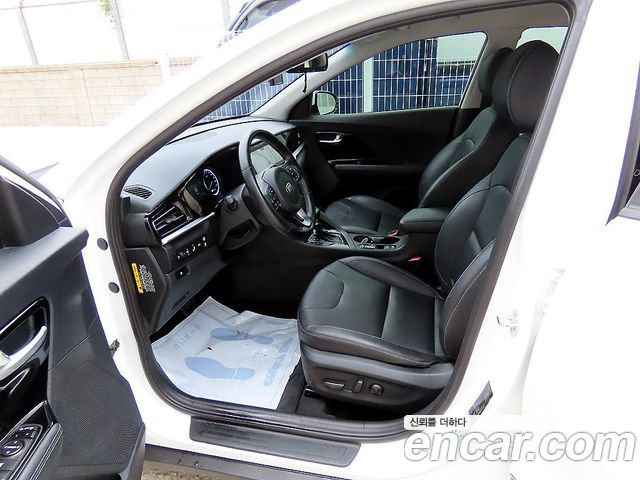 Kia Niro 1.6 HEV Prestige — пробег 59 895 км — фото 5 из 5