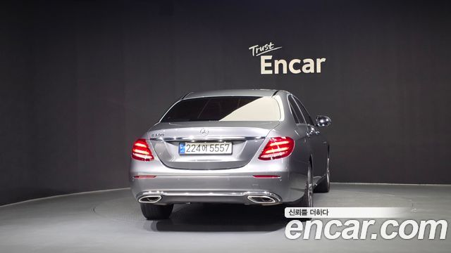 Mercedes-Benz E-Class из Кореи Encar