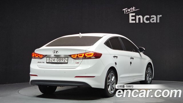 Hyundai AVANTE из Кореи Encar